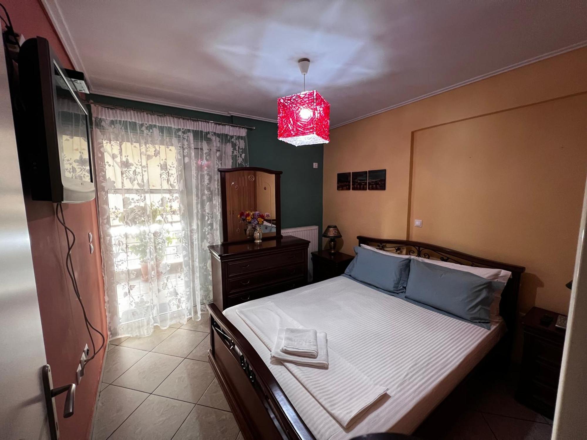 Premium Apartment In Халкида Экстерьер фото